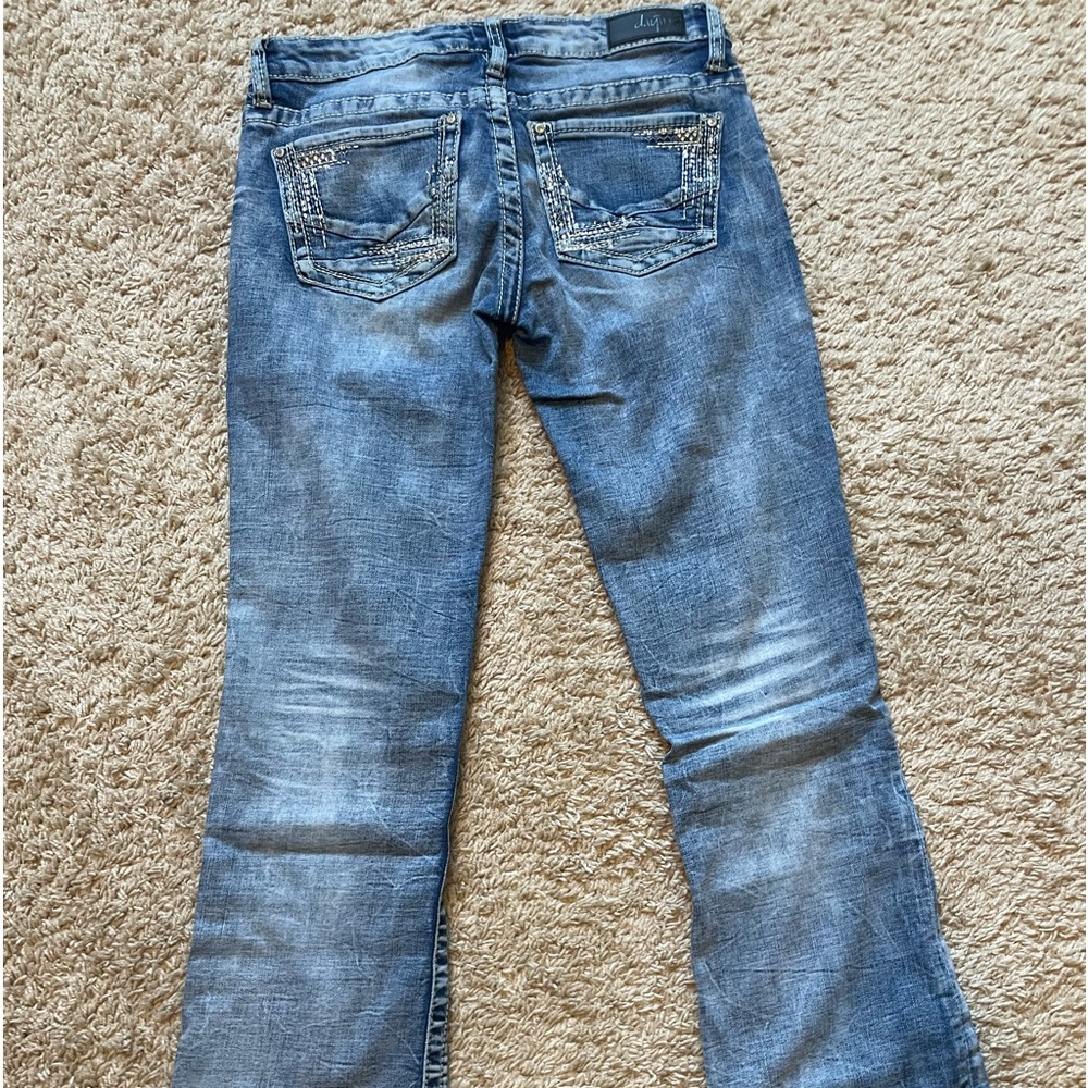 Daytrip Leo bootcut jeans. Size 27L.